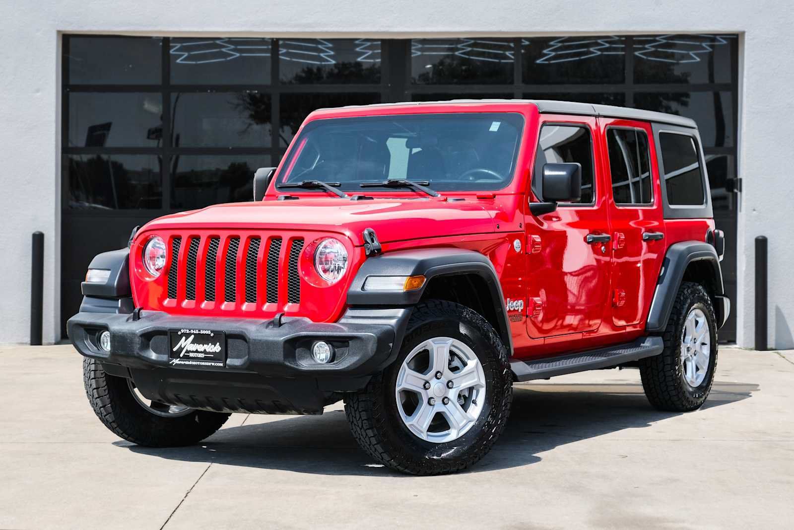 Used 2019 Jeep Wrangler Unlimited Sport S AWD/4WD image 1