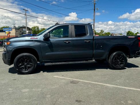 Used 2019 Chevrolet Silverado 1500 Custom Trail Boss w/ Custom Convenience Package AWD/4WD image 7