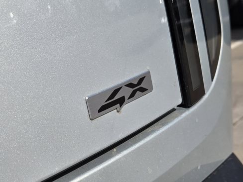 New 2027 Kia Telluride S w/ Towing Package image 7