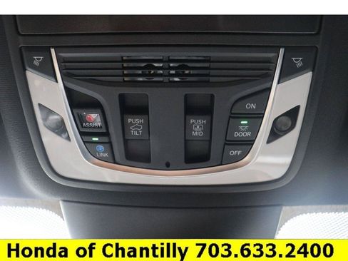 Used 2024 Acura MDX A-Spec AWD/4WD image 22