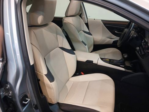 Used 2024 Lexus ES 350 w/ Premium Package FWD image 26