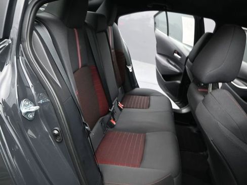 Used 2025 Toyota Corolla SE image 13