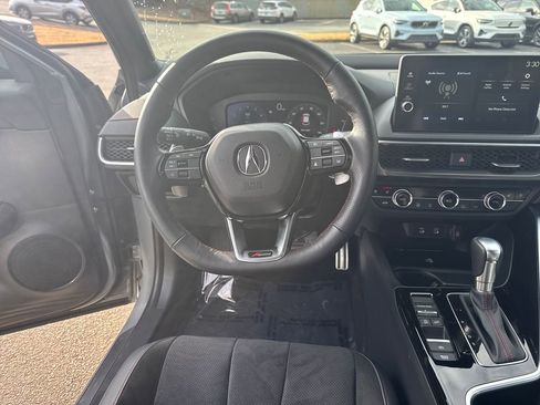 Certified 2025 Acura ADX A-Spec image 17