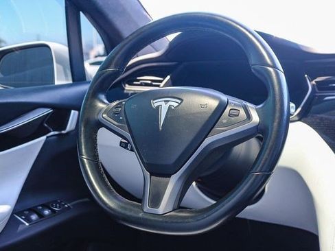 Used 2021 Tesla Model X Long Range AWD/4WD image 16