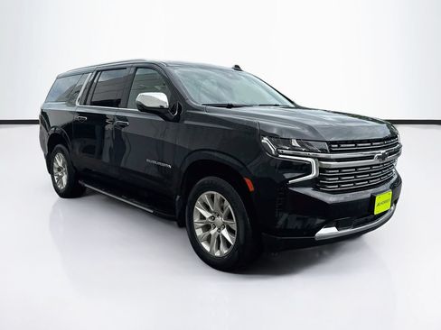 Used 2023 Chevrolet Suburban Premier AWD/4WD image 3