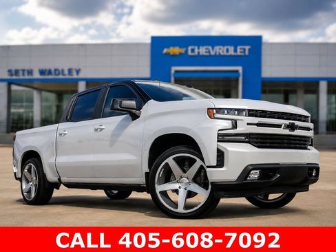 Used 2019 Chevrolet Silverado 1500 RST AWD/4WD image 1