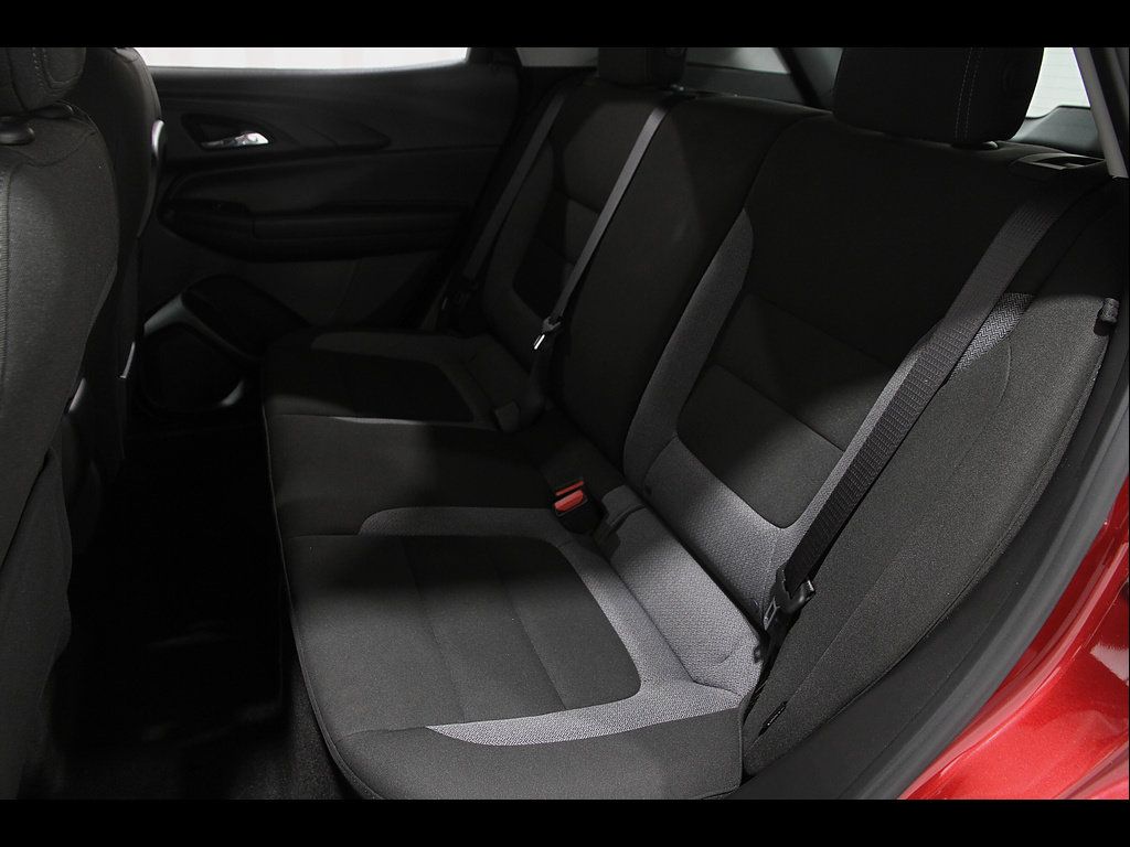 Used 2021 Chevrolet TrailBlazer LS FWD image 18
