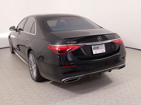 Used 2022 Mercedes-Benz S 500 4MATIC w/ AMG Line Package image 13