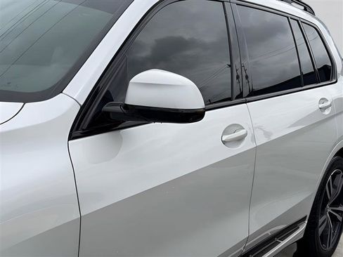 Used 2020 BMW X7 xDrive40i w/ M Sport Package AWD/4WD image 8