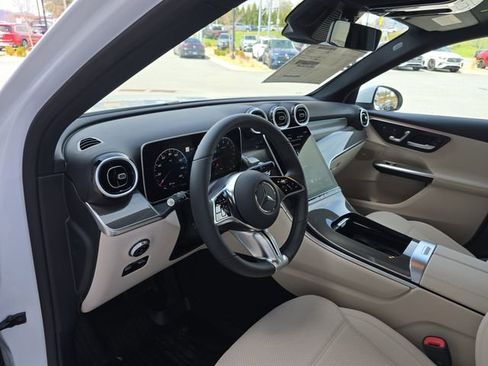 New 2026 Mercedes-Benz GLC 300 4MATIC image 24