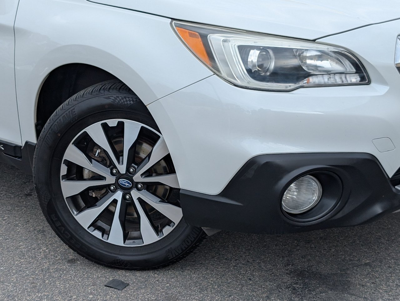 Used 2017 Subaru Outback 2.5i Limited AWD/4WD image 10