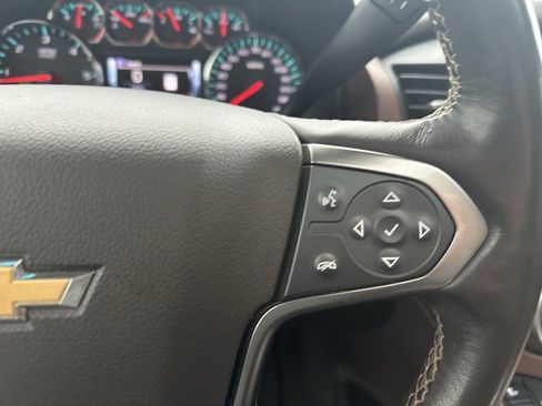Used 2017 Chevrolet Suburban Premier image 29