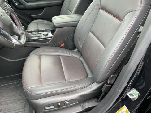 Certified 2024 Chevrolet Blazer RS w/ Driver Confidence II Package AWD/4WD image 13