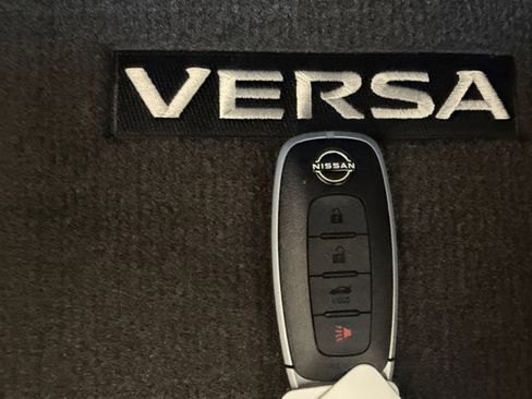 Used 2025 Nissan Versa SV w/ Trunk Package FWD image 28