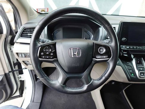 Used 2019 Honda Odyssey EX-L image 16