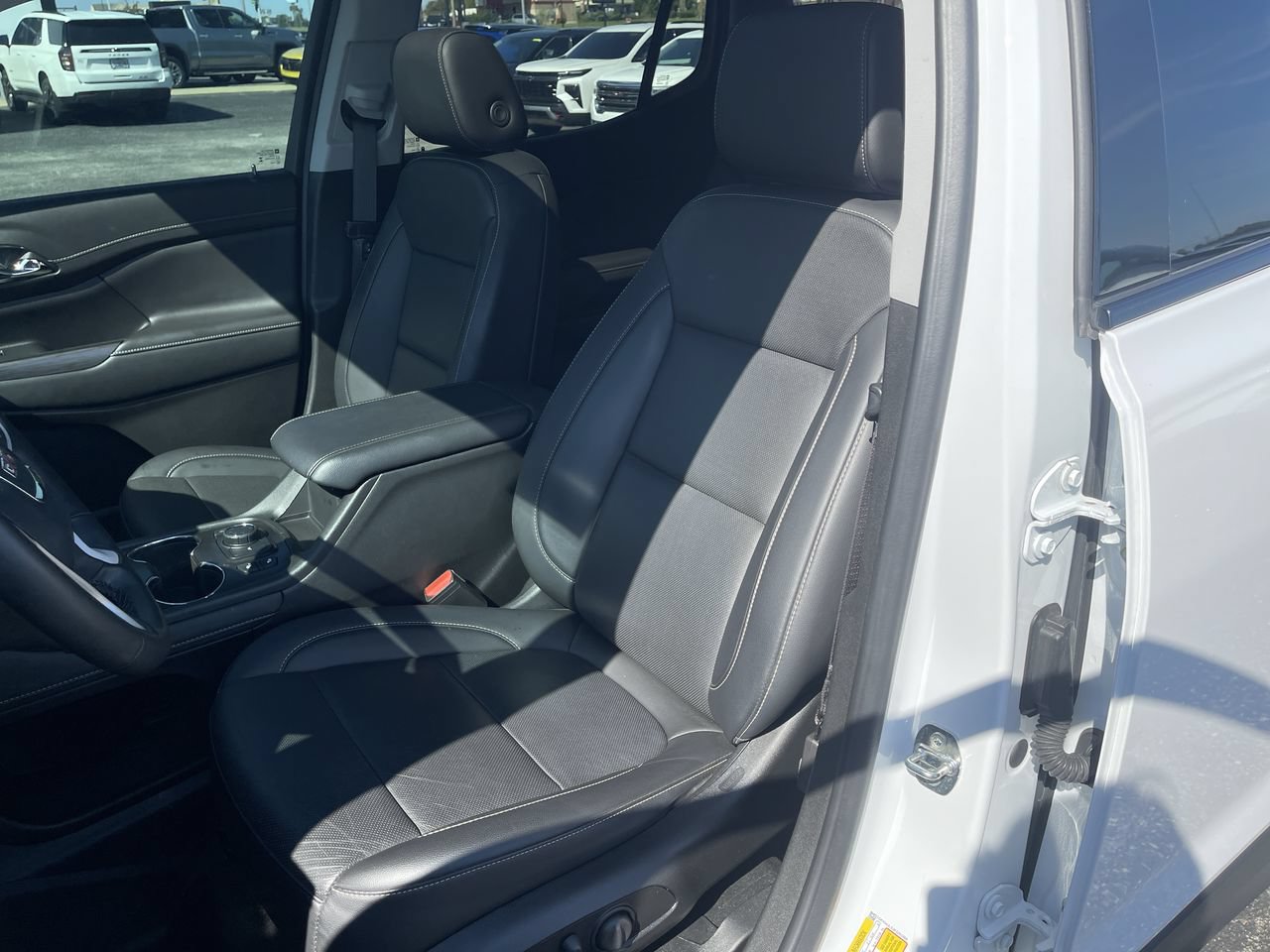 Used 2023 GMC Acadia SLT w/ Elevation Edition AWD/4WD image 20