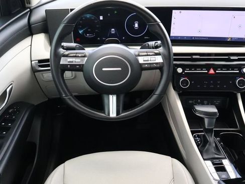 Used 2025 Hyundai Tucson SEL FWD image 9