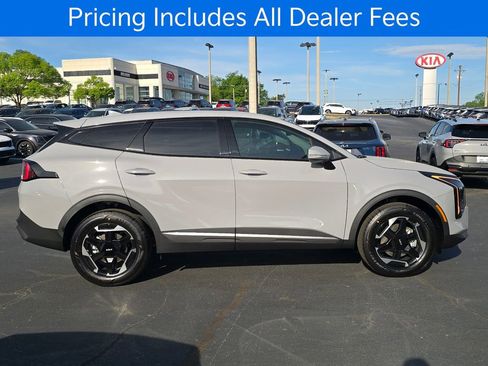 New 2026 Kia Sportage S AWD/4WD image 2
