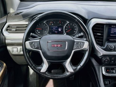 Used 2020 GMC Acadia SLE w/ Driver Convenience Package FWD image 11