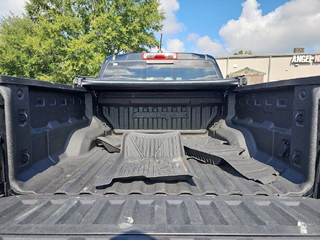 Used 2024 GMC Canyon AT4X AWD/4WD image 12
