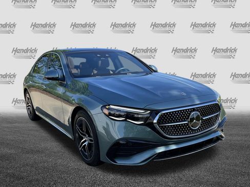 Used 2025 Mercedes-Benz E 350 Sedan image 2