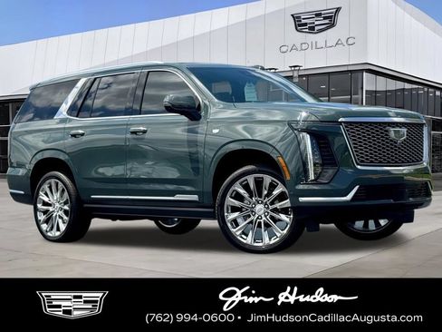 Certified 2026 Cadillac Escalade Luxury w/ LPO, Radiant Package AWD/4WD image 1