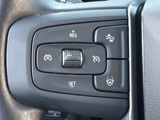 Used 2024 GMC Yukon Denali Ultimate AWD/4WD image 31