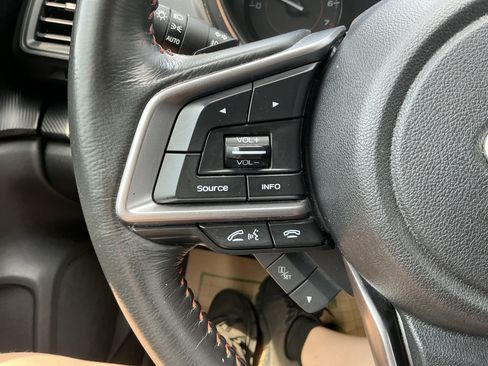 Used 2019 Subaru Crosstrek 2.0i Premium w/ Eyesight System AWD/4WD image 16