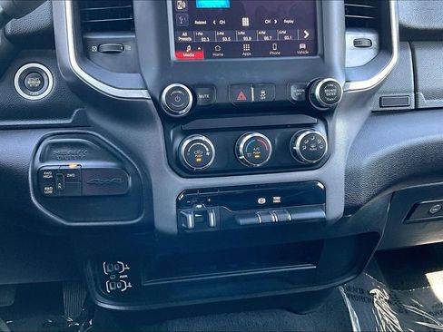Used 2023 RAM 2500 Big Horn w/ Level 1 Equipment Group AWD/4WD image 15