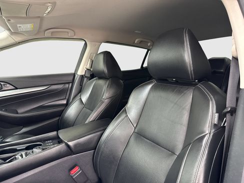 Used 2018 Nissan Maxima 3.5 SV FWD image 15