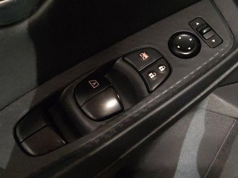 Used 2024 Nissan Sentra SV image 27