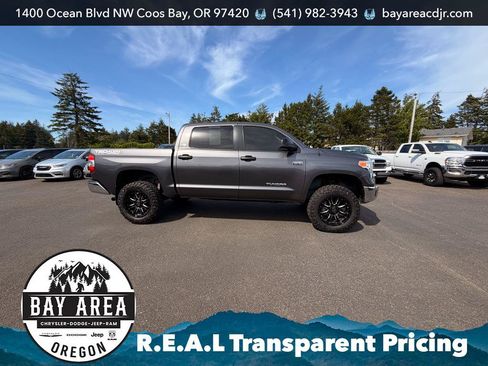 Used 2017 Toyota Tundra SR5 w/ TRD Off Road Package AWD/4WD image 4