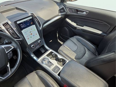 Used 2022 Ford Edge Titanium w/ Equipment Group 301A AWD/4WD image 12