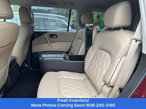 Used 2024 Nissan Armada Platinum w/ Captain's Chairs Package image 8