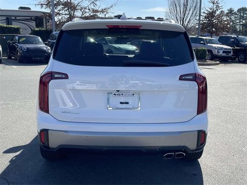 New 2025 Kia Telluride S image 10