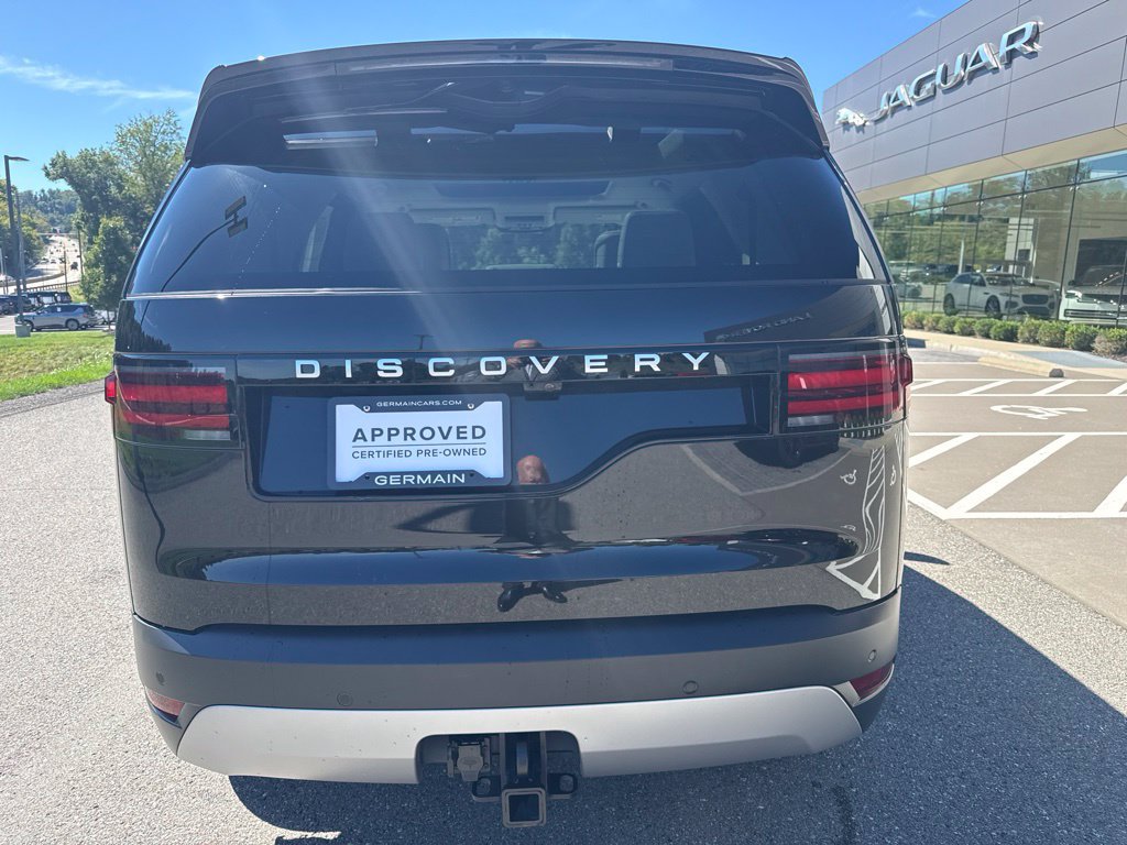 Certified 2025 Land Rover Discovery S AWD/4WD image 6