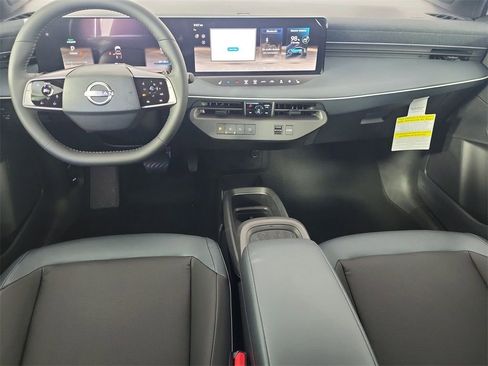 New 2026 Nissan Leaf SV+ w/ Illuminated Package FWD image 12