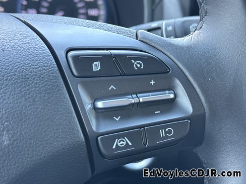 Used 2023 Hyundai Kona SEL w/ Convenience Package image 30