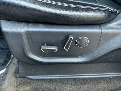 Used 2017 Ford F250 Lariat w/ Lariat Value Package image 18