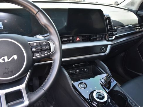 Used 2025 Kia Sportage EX w/ EX Premium Package AWD/4WD image 9