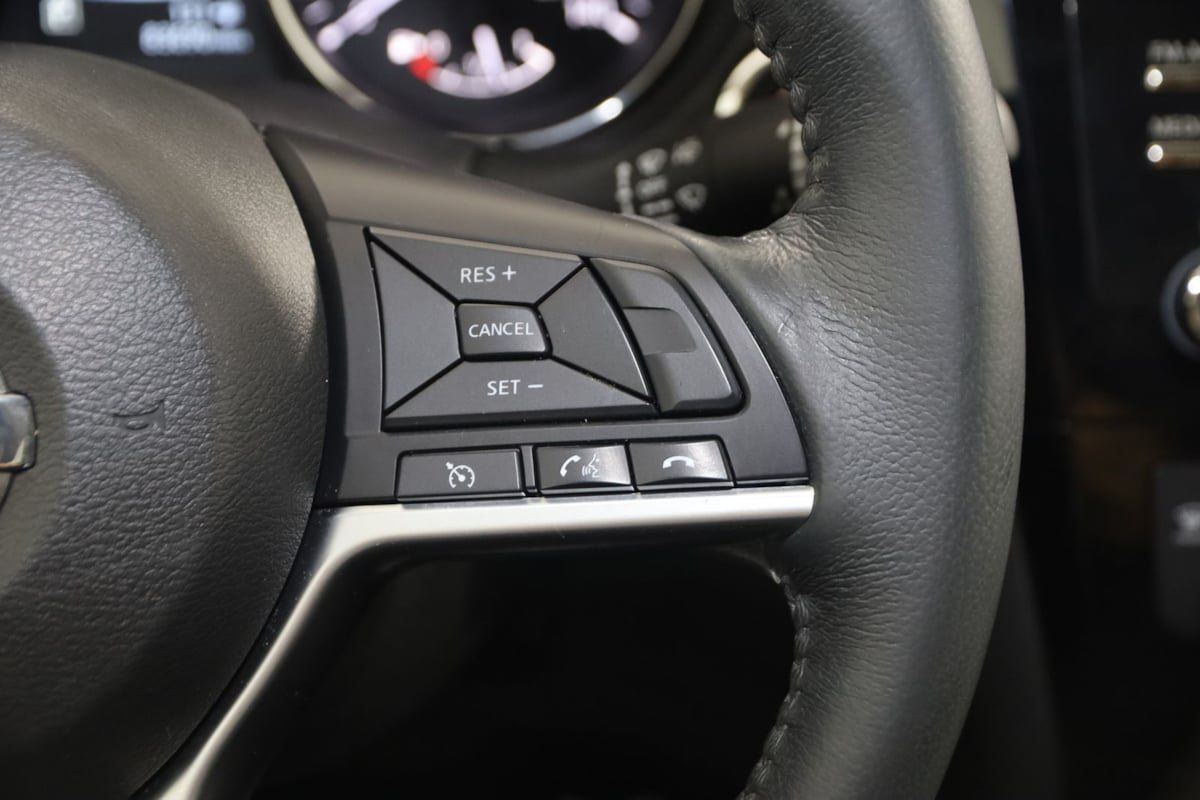 Used 2017 Nissan Rogue SV w/ Midnight Edition AWD/4WD image 28