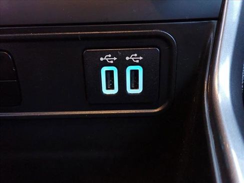 Used 2020 Ford EcoSport SE w/ SE Convenience Package image 19