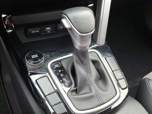Used 2022 Kia Seltos S FWD image 15