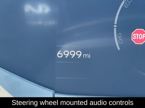 Used 2024 Toyota Prius XLE AWD/4WD image 12
