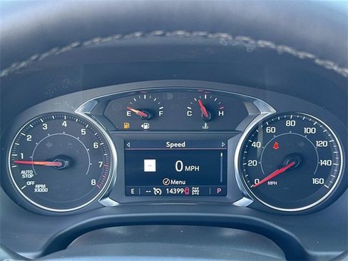 Used 2023 GMC Acadia SLT w/ Preferred Package image 11