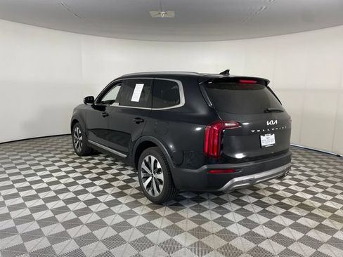 Certified 2022 Kia Telluride EX w/ EX Premium Package FWD image 18