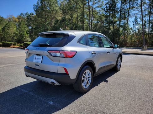 Certified 2022 Ford Escape S image 6