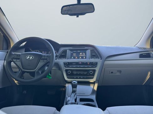 Used 2016 Hyundai Sonata SE image 10
