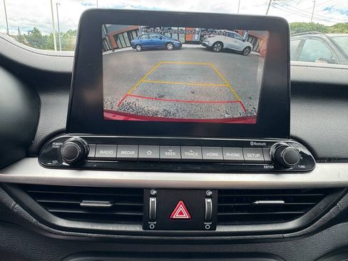 Used 2021 Kia Forte LXS FWD image 12