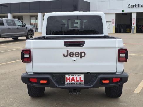 Used 2023 Jeep Gladiator Mojave w/ LED Lighting Group AWD/4WD image 5